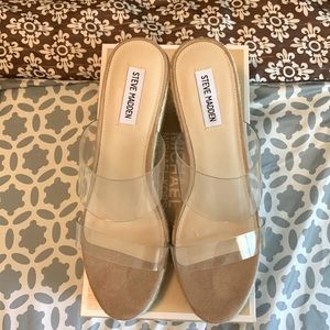 Never worn, mint condition, Steve Madden wedges